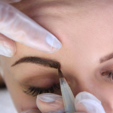 Cosmetic tattooing for Eyebrows