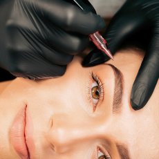 Microblading / Eyebrow Treatments / Powder & Ombre Brows