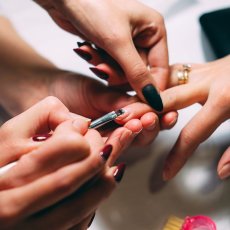 Mobile nails & nail art in London