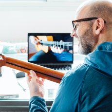 Online Guitar Lessons