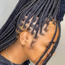 AFRO MOBILE HAIR DRESSER