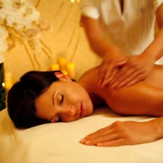 Massage in London with departure on the house